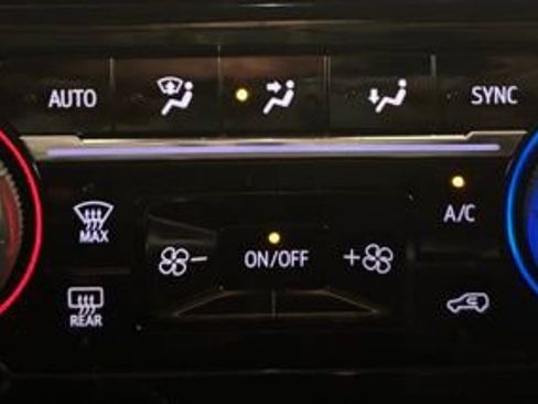 Used 2024 Chevrolet Silverado 1500 RST image 30