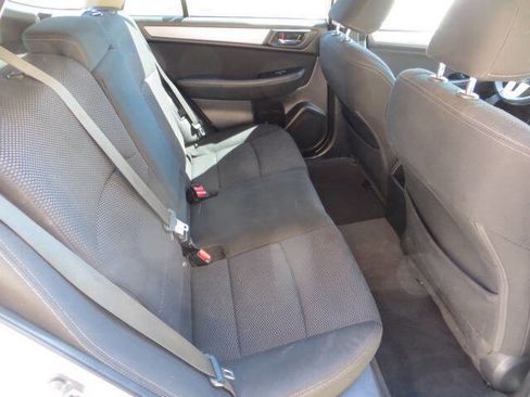 Used 2016 Subaru Outback 2.5i Premium image 22