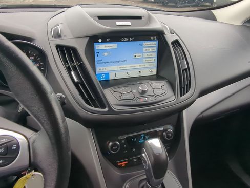 Used 2016 Ford Escape SE w/ SE Leather Comfort Package image 32