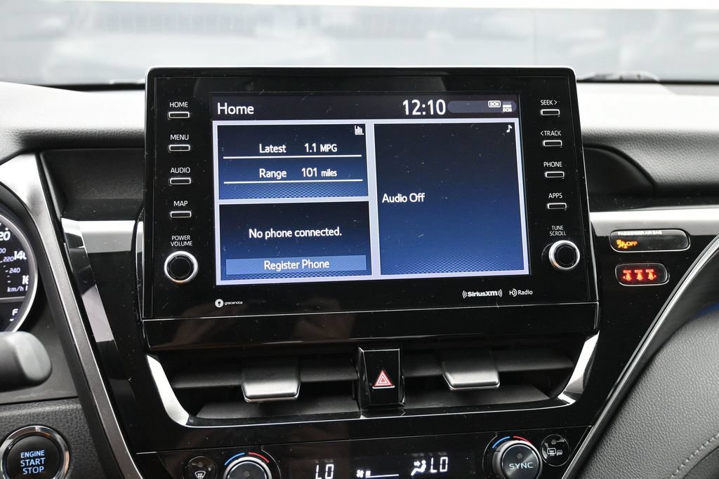 Used 2021 Toyota Camry XLE FWD image 13