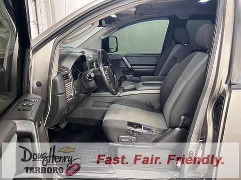 Used 2006 Nissan Titan SE image 29