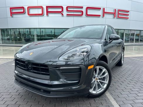 Certified 2026 Porsche Macan Turbo AWD/4WD image 1