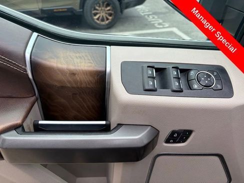 Used 2020 Ford F150 Limited w/ Trailer Tow Package image 11