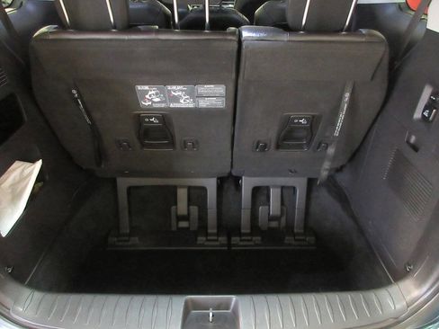 Used 2023 Kia Carnival SX Prestige image 22