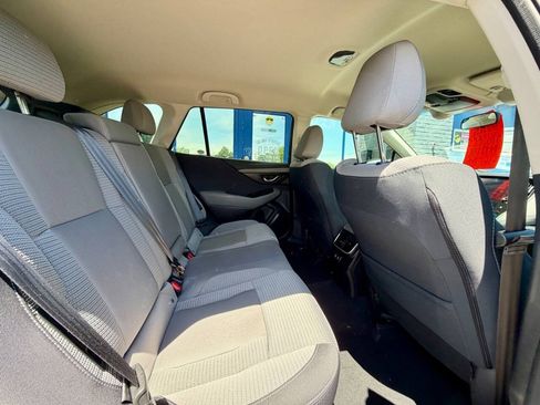 Used 2022 Subaru Outback Premium AWD/4WD image 27