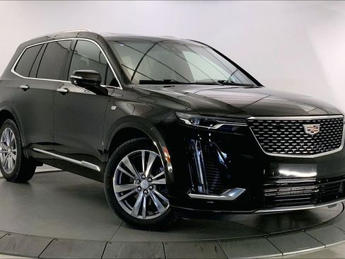 Used 2023 Cadillac XT6 Premium Luxury w/ Technology Package AWD/4WD image 33