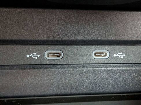 New 2026 Volkswagen Taos SE FWD image 22