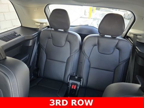 Used 2022 Volvo XC90 T8 Inscription image 37