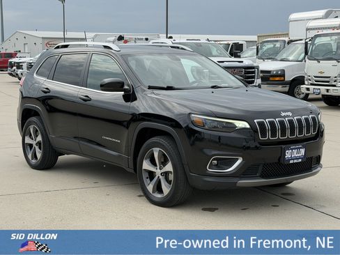 Used 2020 Jeep Cherokee Limited AWD/4WD image 2