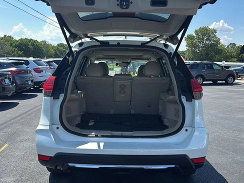 Used 2017 Nissan Rogue SL w/ SL Premium Package FWD image 25