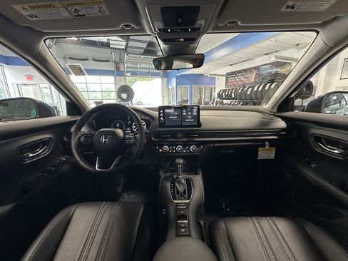 New 2026 Honda HR-V EX-L image 21