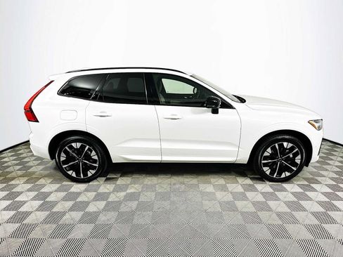 Used 2026 Volvo XC60 B5 Plus w/ Climate Package PRO AWD/4WD image 8