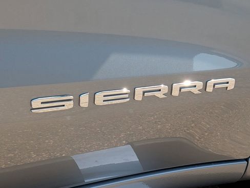 New 2026 GMC Sierra 1500 SLT w/ SLT Premium Plus Package AWD/4WD image 23