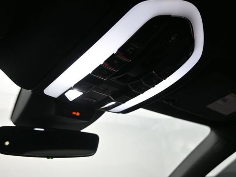 Certified 2024 Porsche Macan GTS AWD/4WD image 18