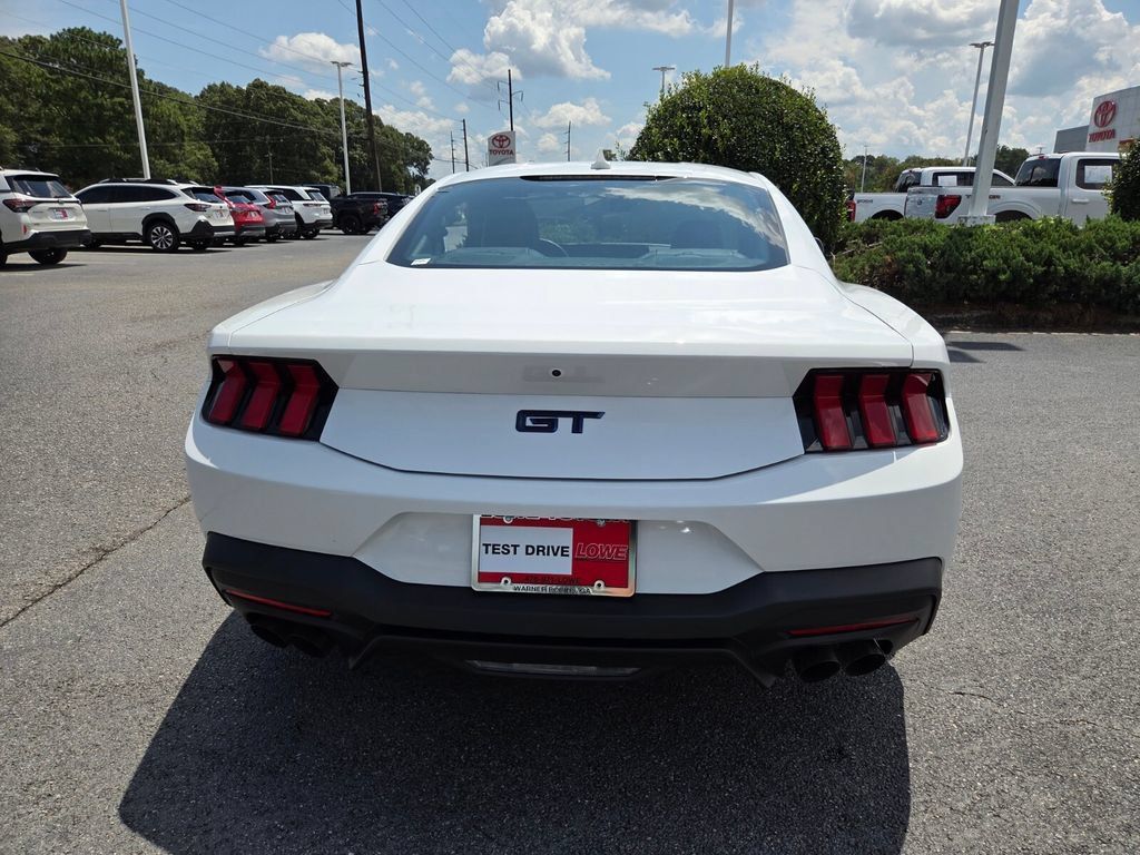 Used 2024 Ford Mustang GT Premium w/ California Special Package RWD image 9