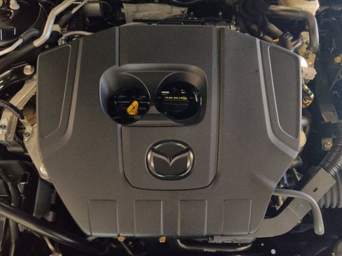 Used 2024 MAZDA MAZDA3 s FWD image 30