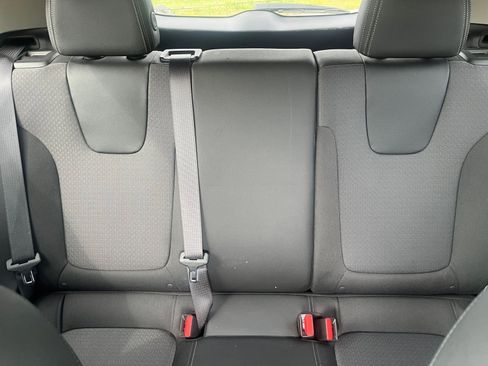 Used 2025 Buick Encore GX Preferred FWD image 36