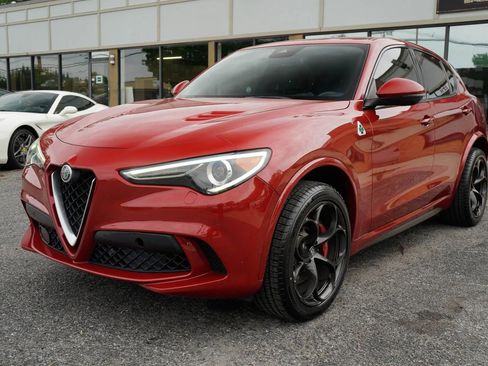 Used 2018 Alfa Romeo Stelvio Quadrifoglio w/ Convenience Package AWD/4WD image 3