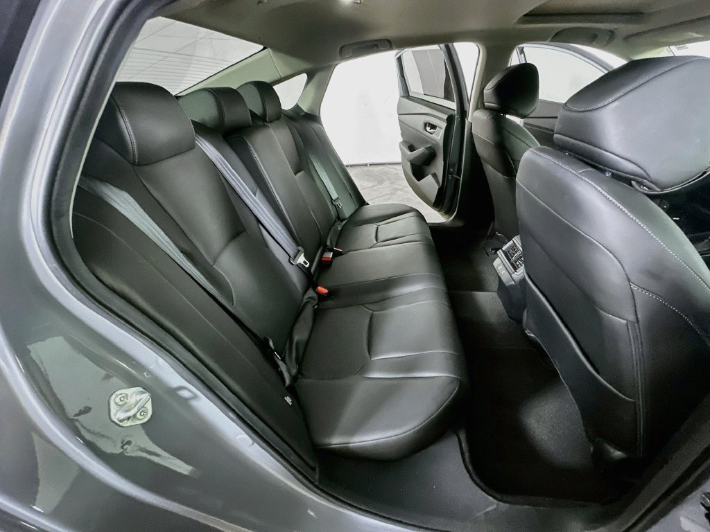 Used 2024 Honda Accord EX-L image 12