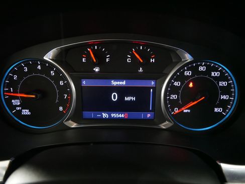 Certified 2022 Chevrolet Traverse LT image 21