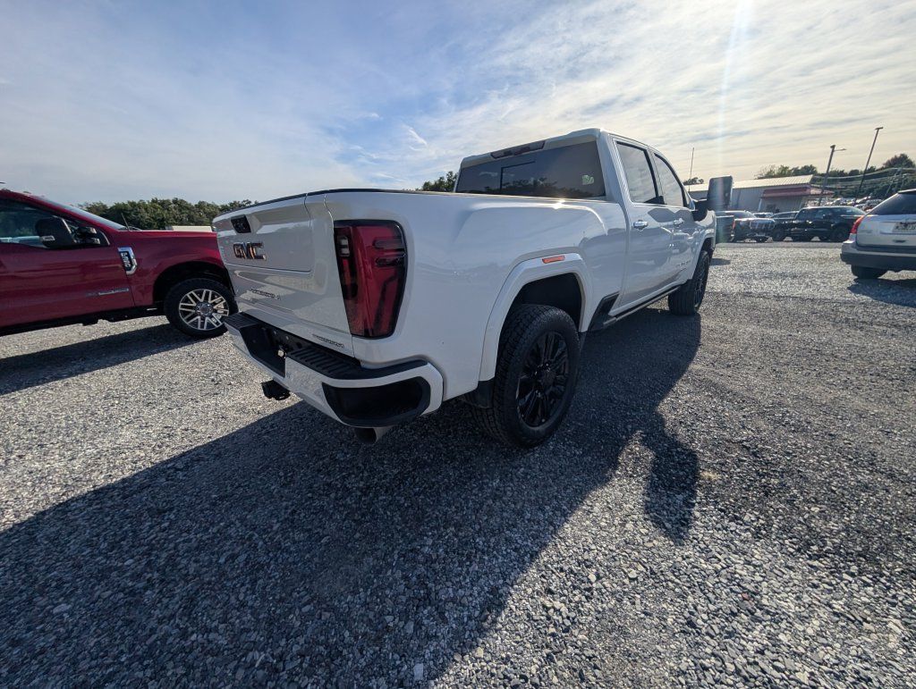 Used 2025 GMC Sierra 2500 Denali w/ Denali Reserve Package AWD/4WD image 14