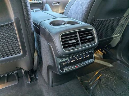 Used 2024 Mercedes-Benz GLS 450 4MATIC image 26
