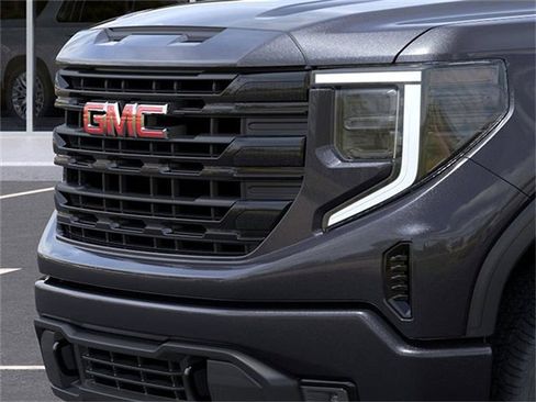 Used 2026 GMC Sierra 1500 Elevation image 13