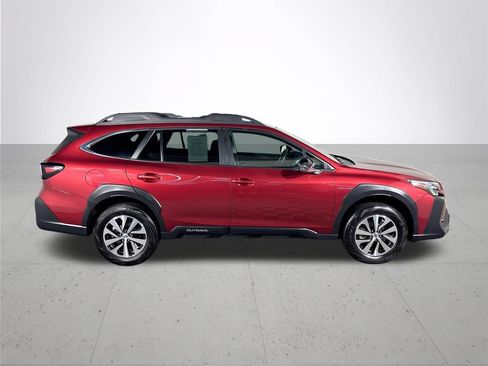 Certified 2025 Subaru Outback Premium AWD/4WD image 6