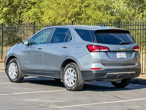 Used 2024 Chevrolet Equinox LT FWD image 6