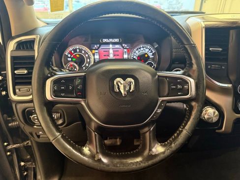 Used 2019 RAM 1500 Laramie image 27