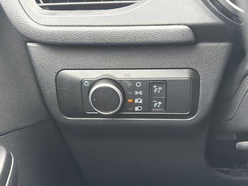 Used 2025 Ford Escape ST-Line AWD/4WD image 13