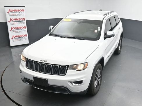 Used 2017 Jeep Grand Cherokee Limited AWD/4WD image 26