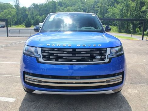 New 2025 Land Rover Range Rover Long Wheelbase SE image 8