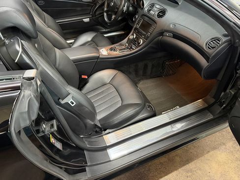 Used 2007 Mercedes-Benz SL 55 AMG image 14