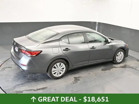 Used 2025 Nissan Sentra S FWD image 39