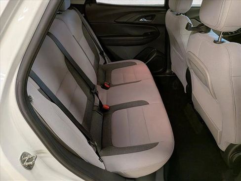 Used 2021 Chevrolet TrailBlazer LT w/ Sun and Liftgate Package FWD image 22