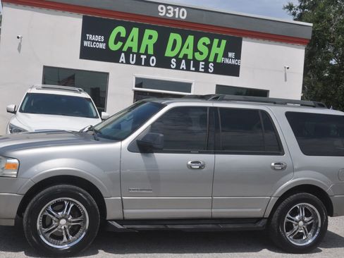 Used 2008 Ford Expedition XLT image 5