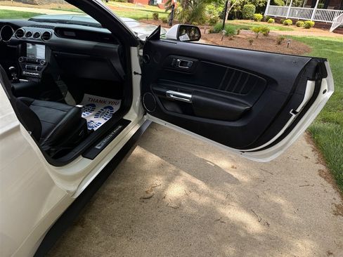 Used 2017 Ford Mustang GT Premium w/ GT Performance Package image 54