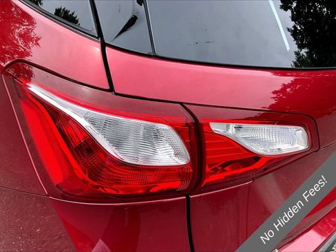 Used 2020 Chevrolet Equinox LT AWD/4WD image 25