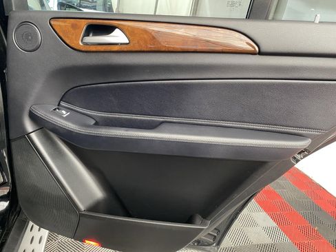 Used 2019 Mercedes-Benz GLS 450 4MATIC w/ Premium 1 Package image 10