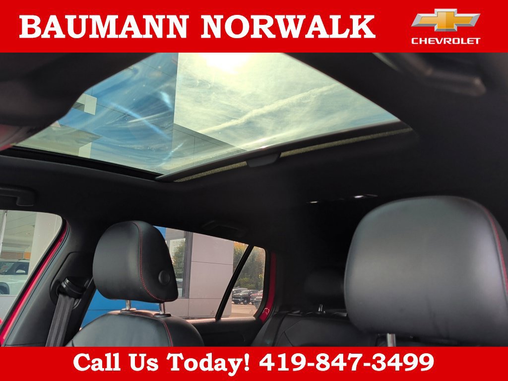 Used 2021 Volkswagen GTI SE FWD image 32