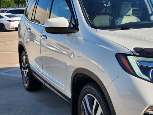 Used 2018 Honda Pilot Elite image 8