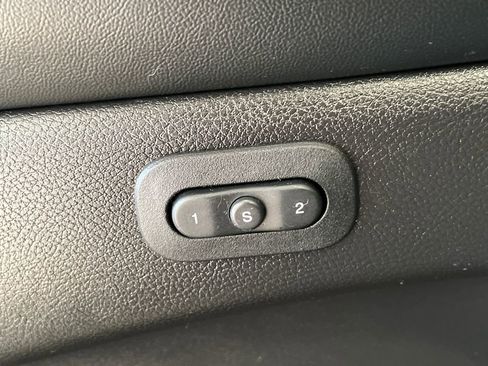 Used 2020 Jeep Grand Cherokee Limited AWD/4WD image 36