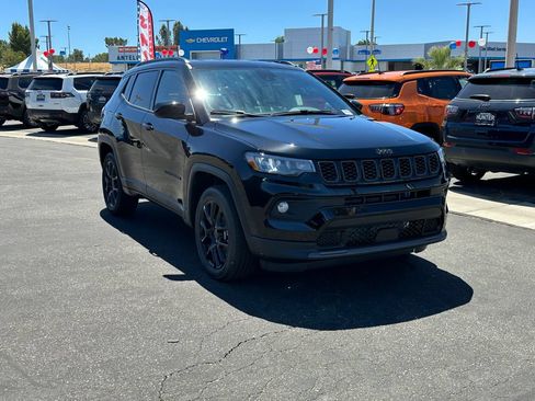 New 2026 Jeep Compass Latitude AWD/4WD image 10