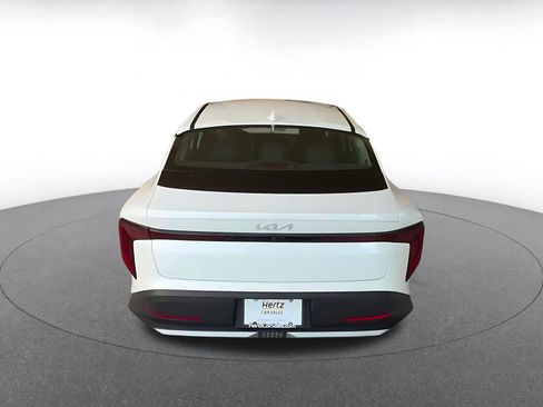 Used 2025 Kia K4 FWD image 12