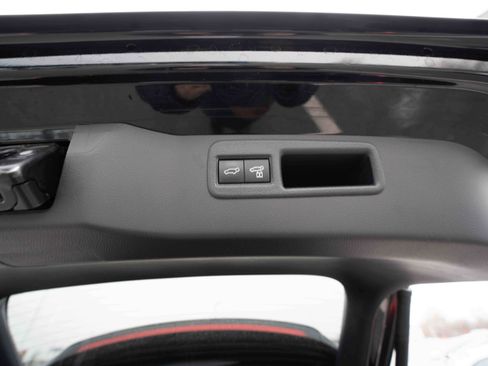 Used 2023 Toyota Venza XLE w/ Activity Package (TMS) image 29