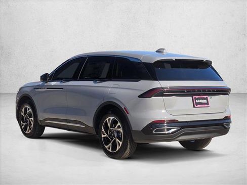 New 2026 Lincoln Nautilus Premier image 7