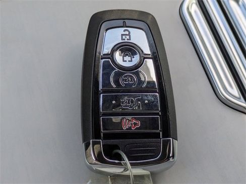 New 2025 Lincoln Navigator Reserve w/ Jet Appearance Package image 29