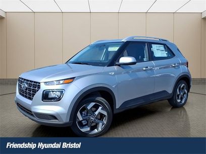 New 2025 Hyundai Venue SEL