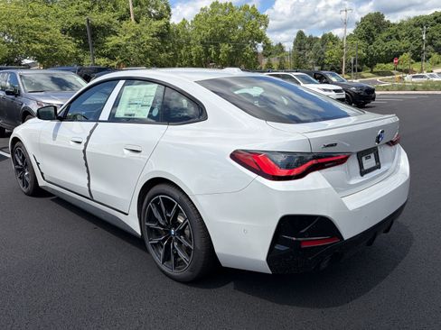 Used 2026 BMW 430i xDrive w/ M Sport Package AWD/4WD image 12